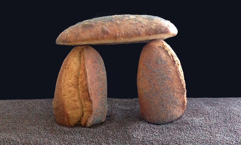 Menhir Sarrasin dolmen. © Martin Belderson